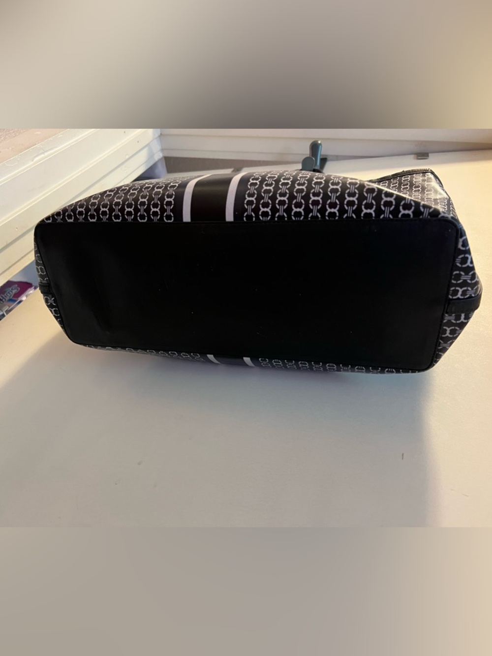 Tory Burch Black Gemini Link Tote ๐๐ - Picture 6 of 16